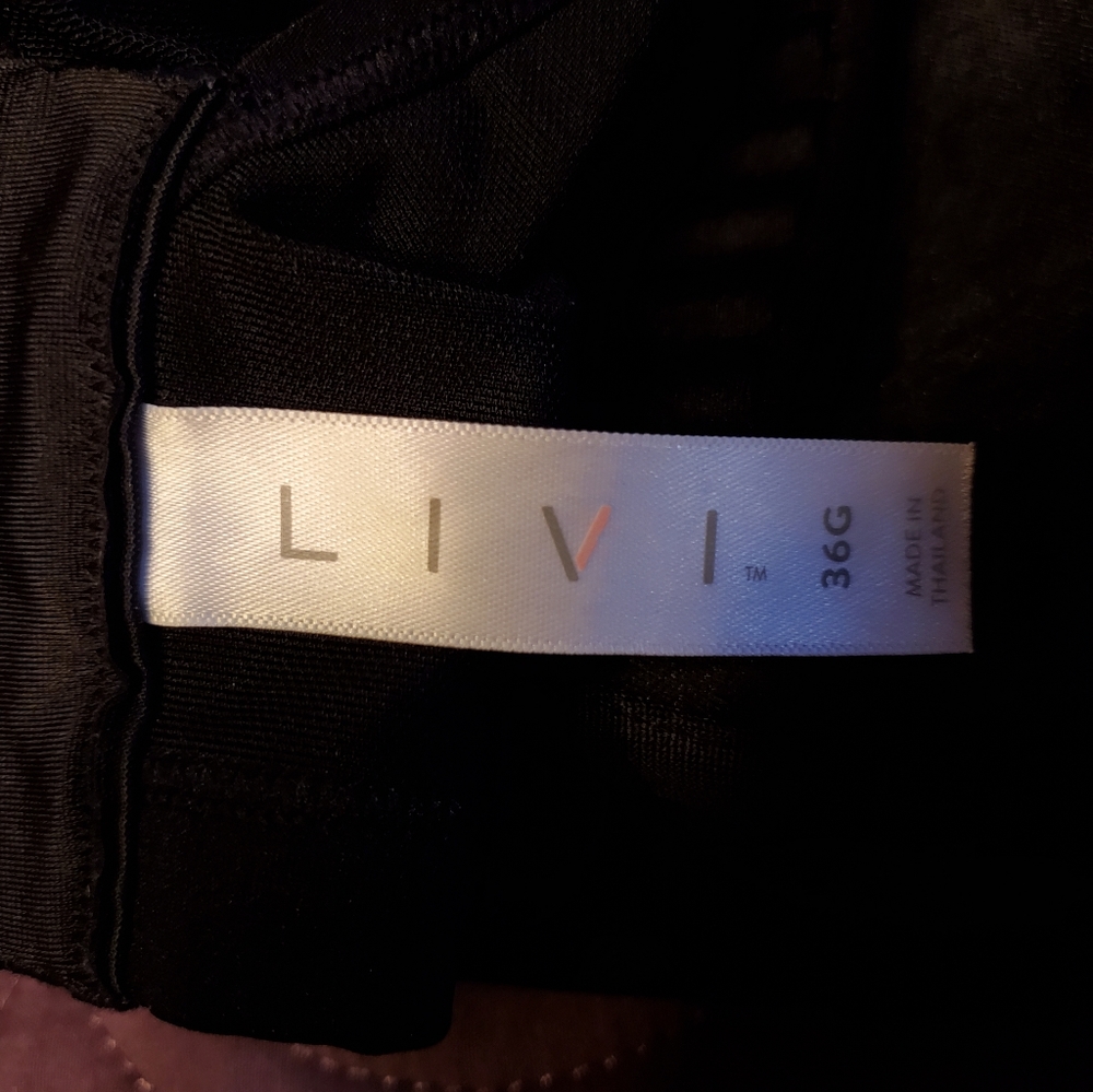 Livi Active High-Impact Wicking Underwire Sport Br View 6